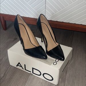 ALDO Glossy Black Women's Flicker Pump Size 7